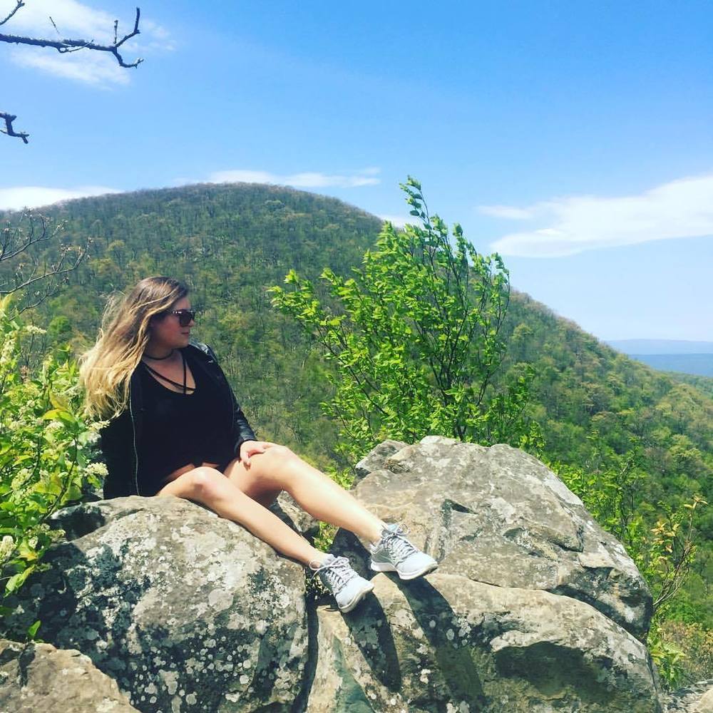 Meet your Posher, Adrianna